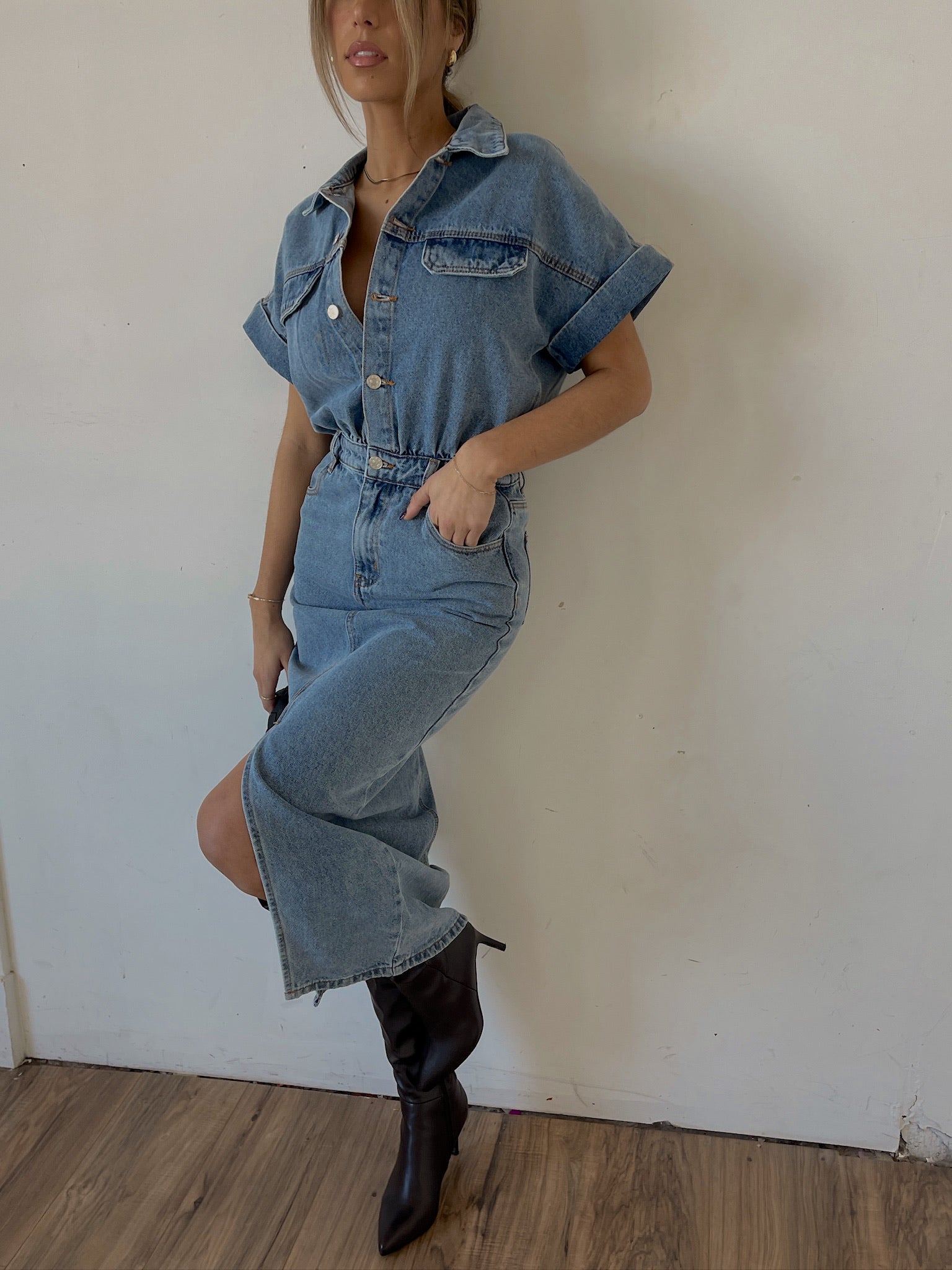 Tobie Short Sleeve Denim Midi Dress