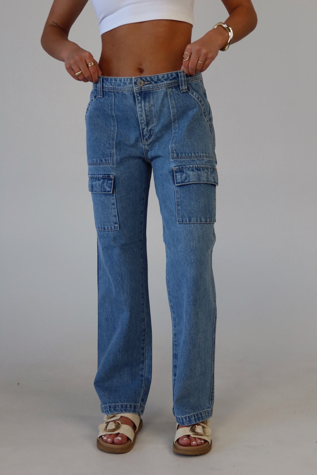 ABRAND : 99 Baggy Cargo Tianna In Mid Vintage Blue
