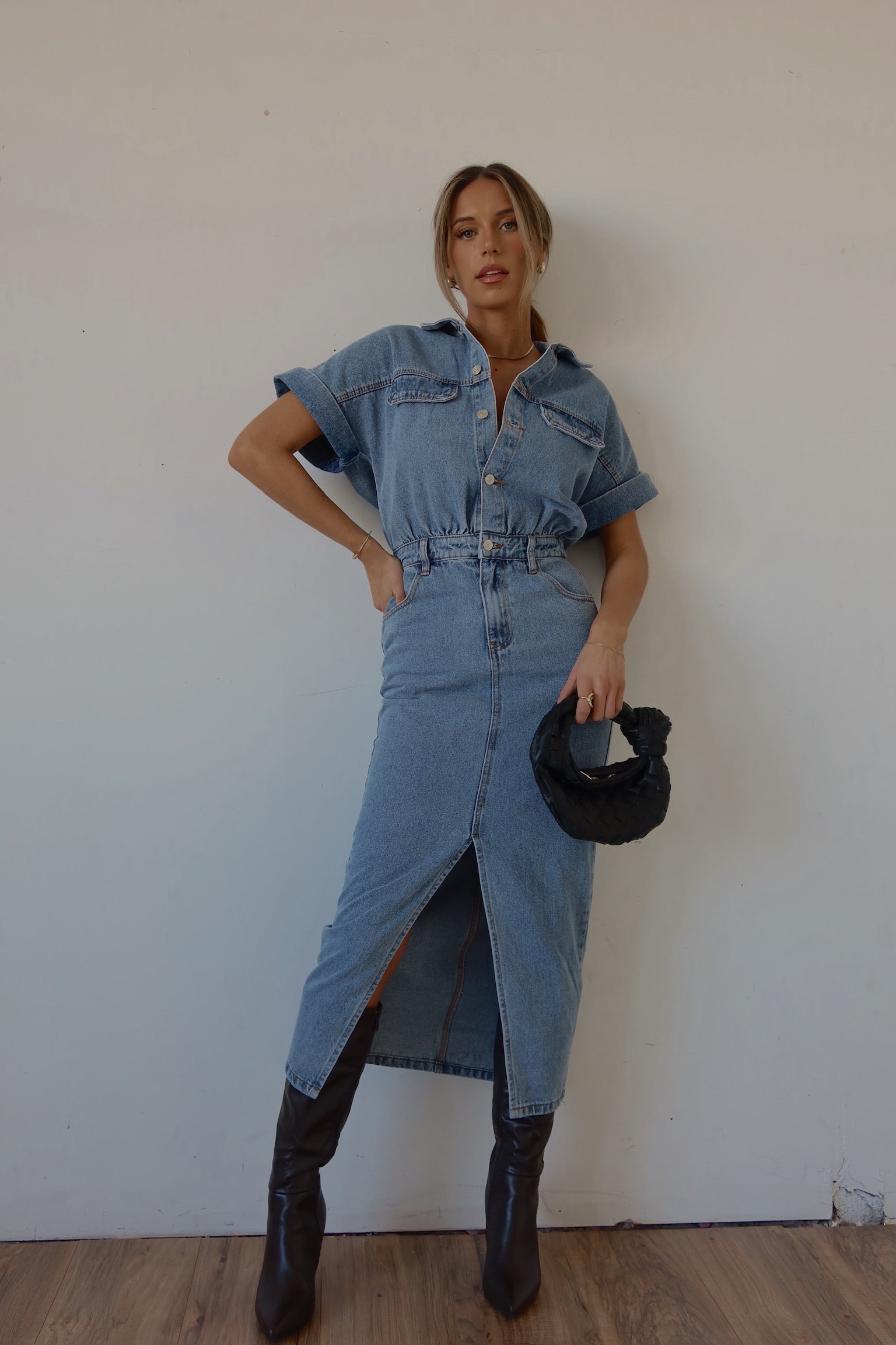 Tobie Short Sleeve Denim Midi Dress