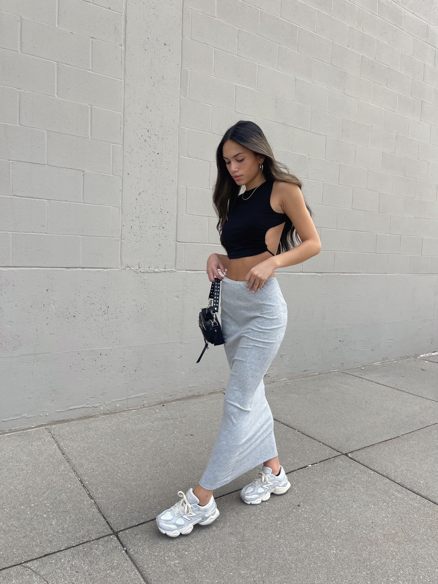 SALE : Cora Ribbed Midi Skirt