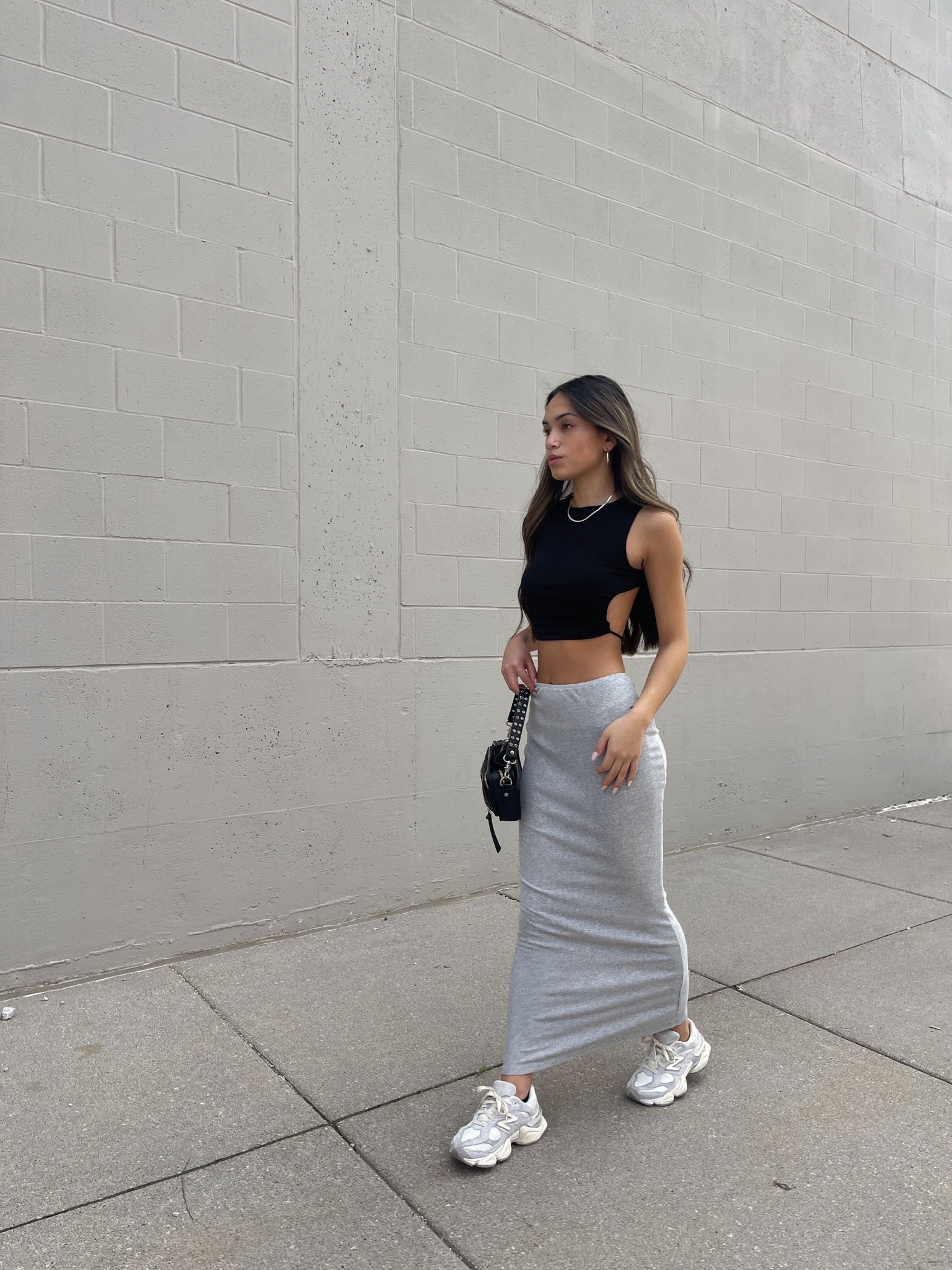 SALE : Cora Ribbed Midi Skirt