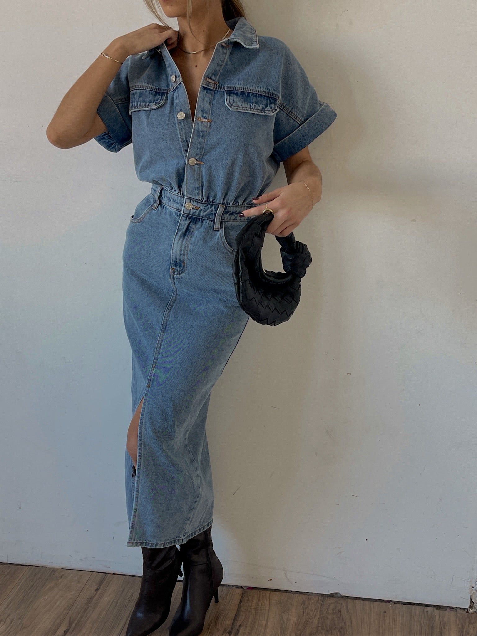 Tobie Short Sleeve Denim Midi Dress