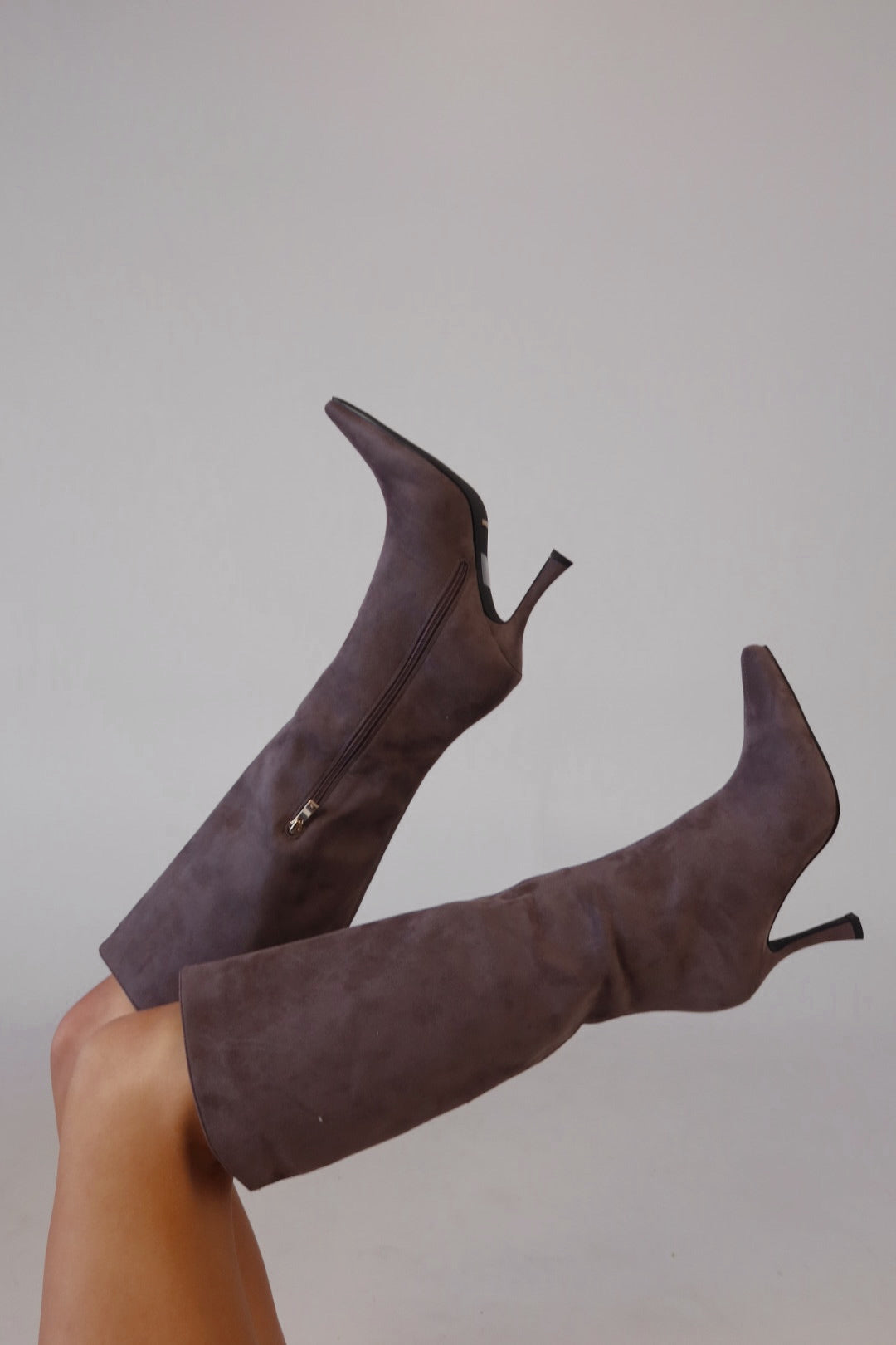 BILLINI : Finch Boot in Ash Suede