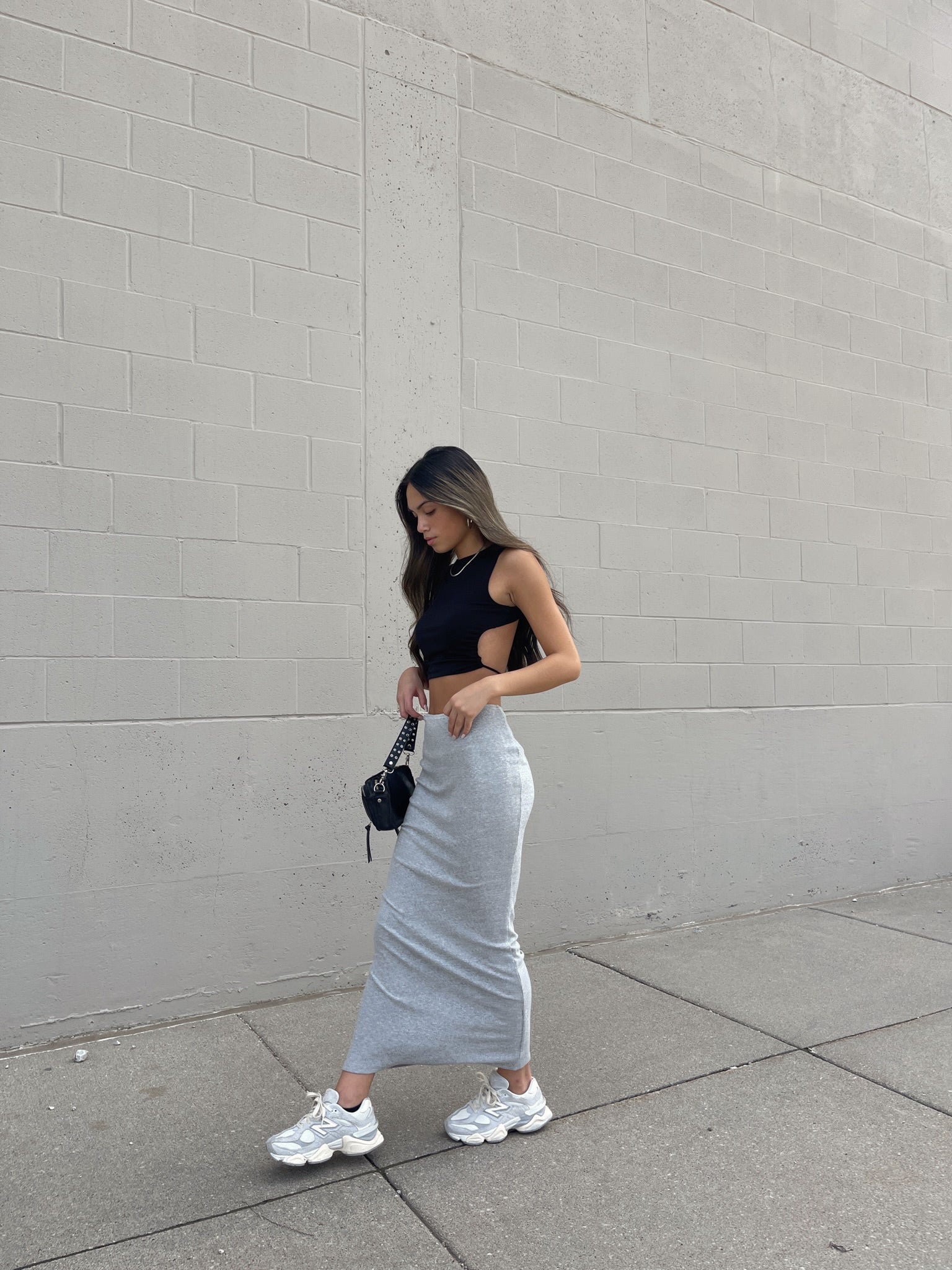 SALE : Cora Ribbed Midi Skirt
