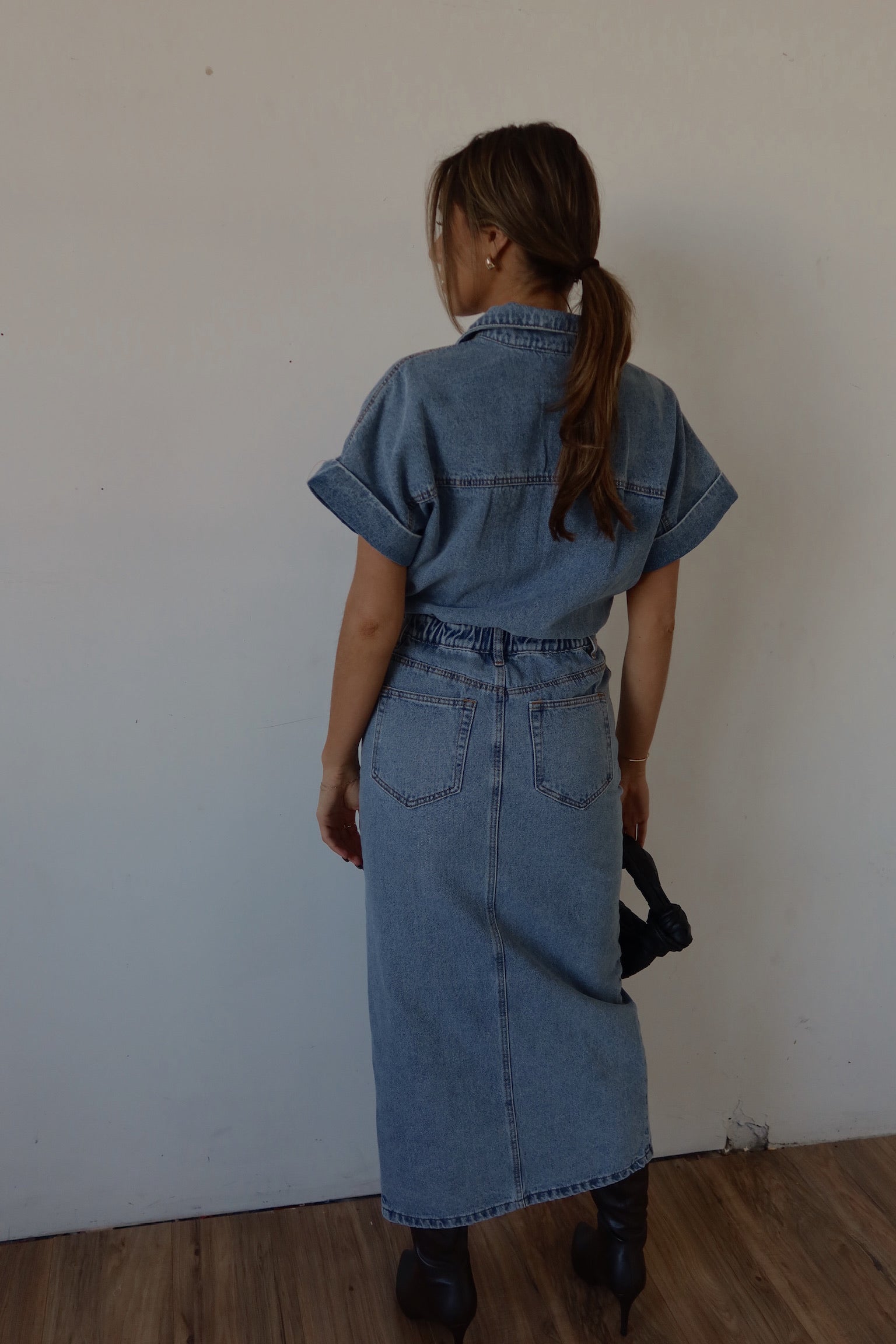 Tobie Short Sleeve Denim Midi Dress