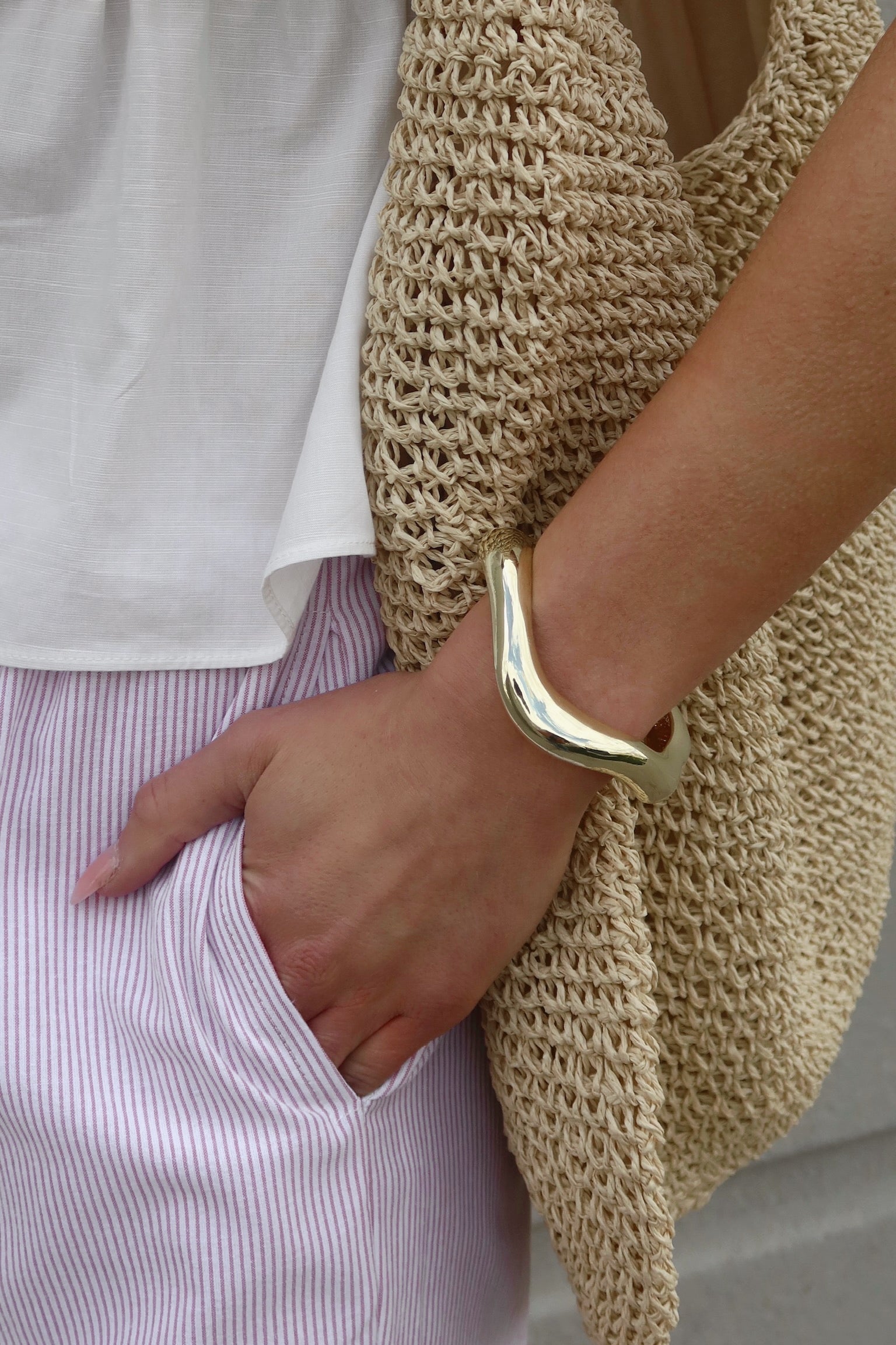 Irregular Metal Cuff Bracelet In Gold