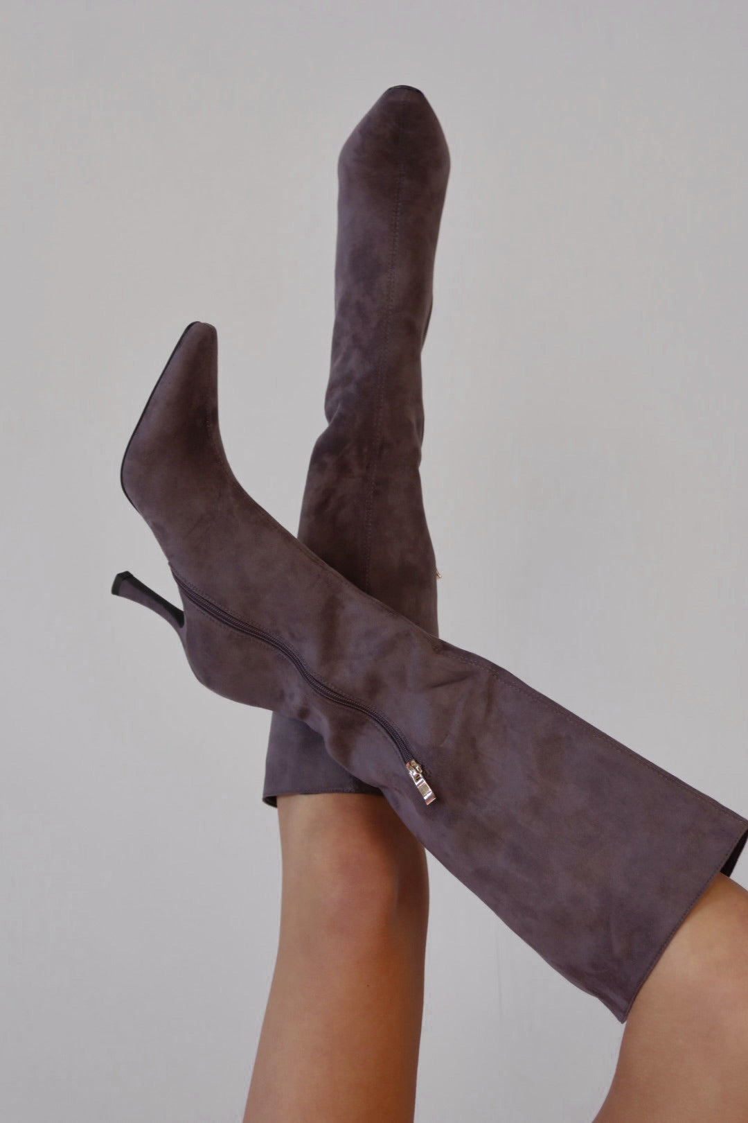 BILLINI : Finch Boot in Ash Suede