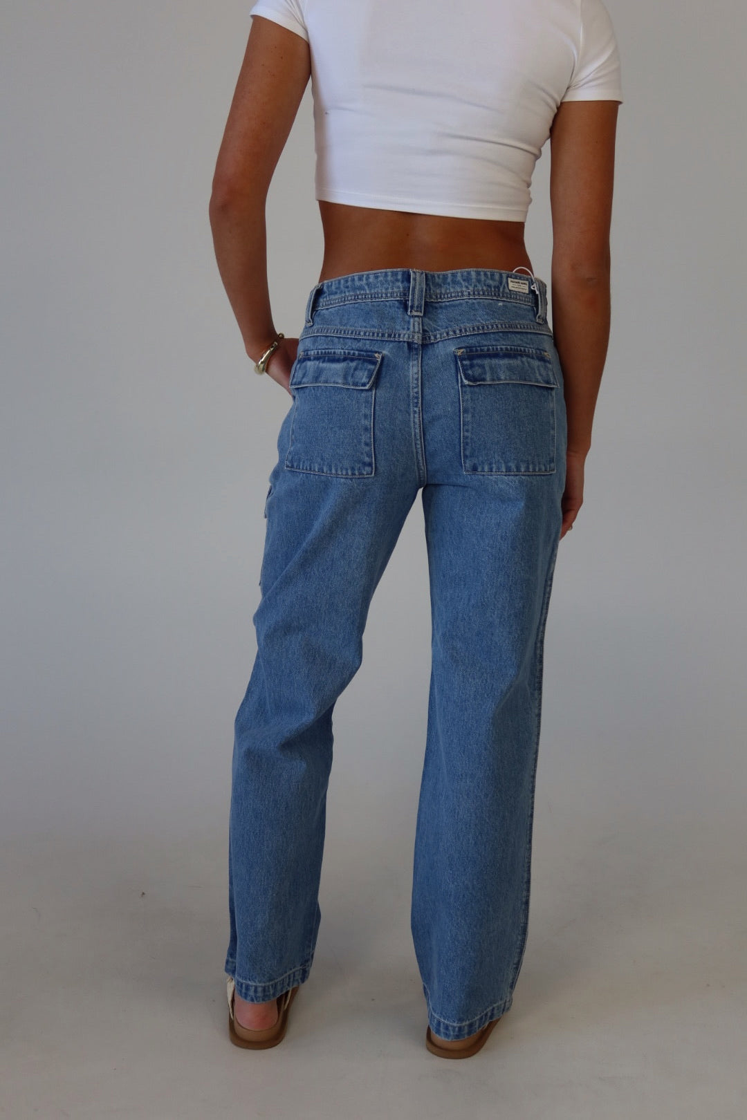 ABRAND : 99 Baggy Cargo Tianna In Mid Vintage Blue