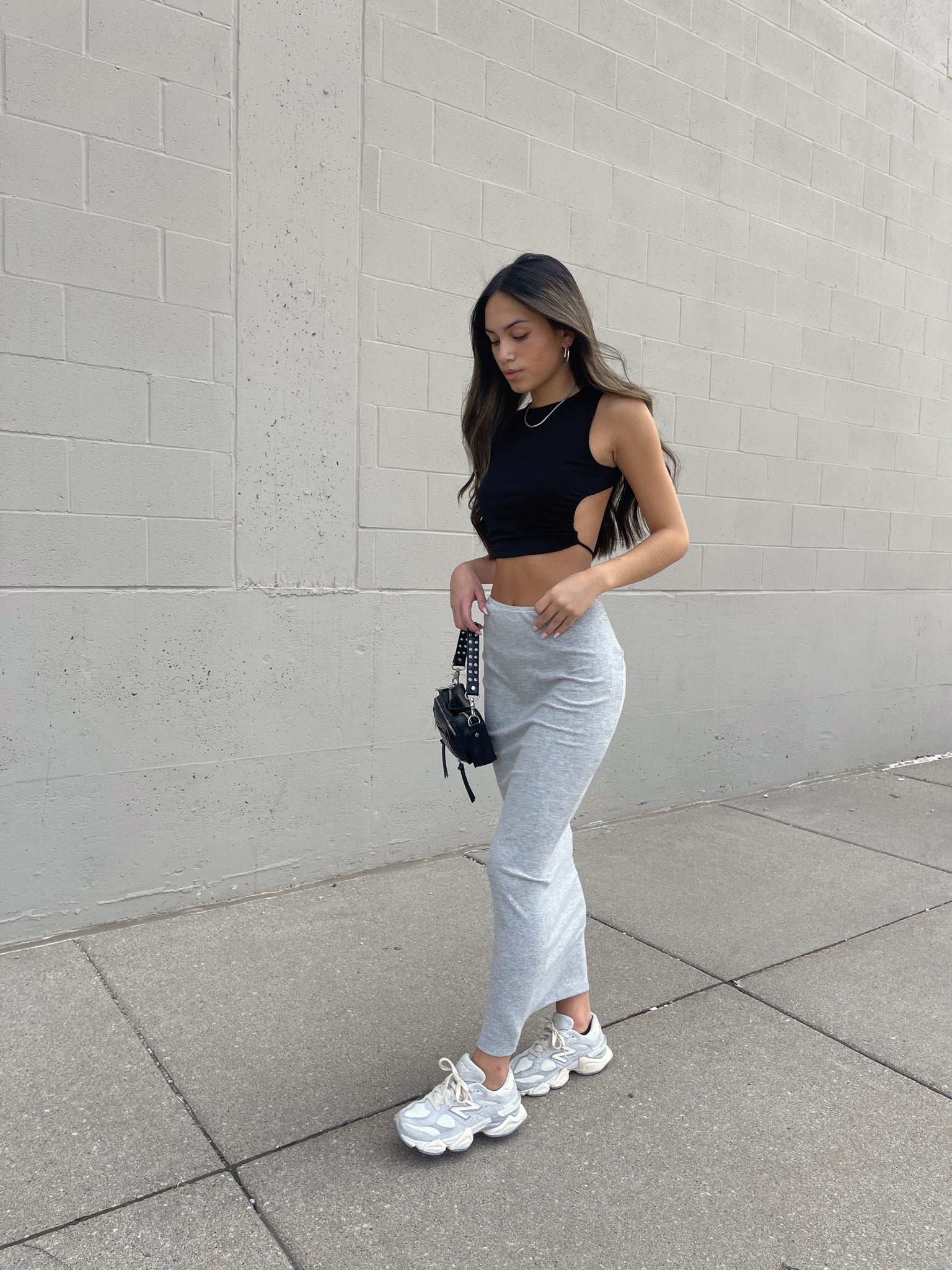 SALE : Cora Ribbed Midi Skirt