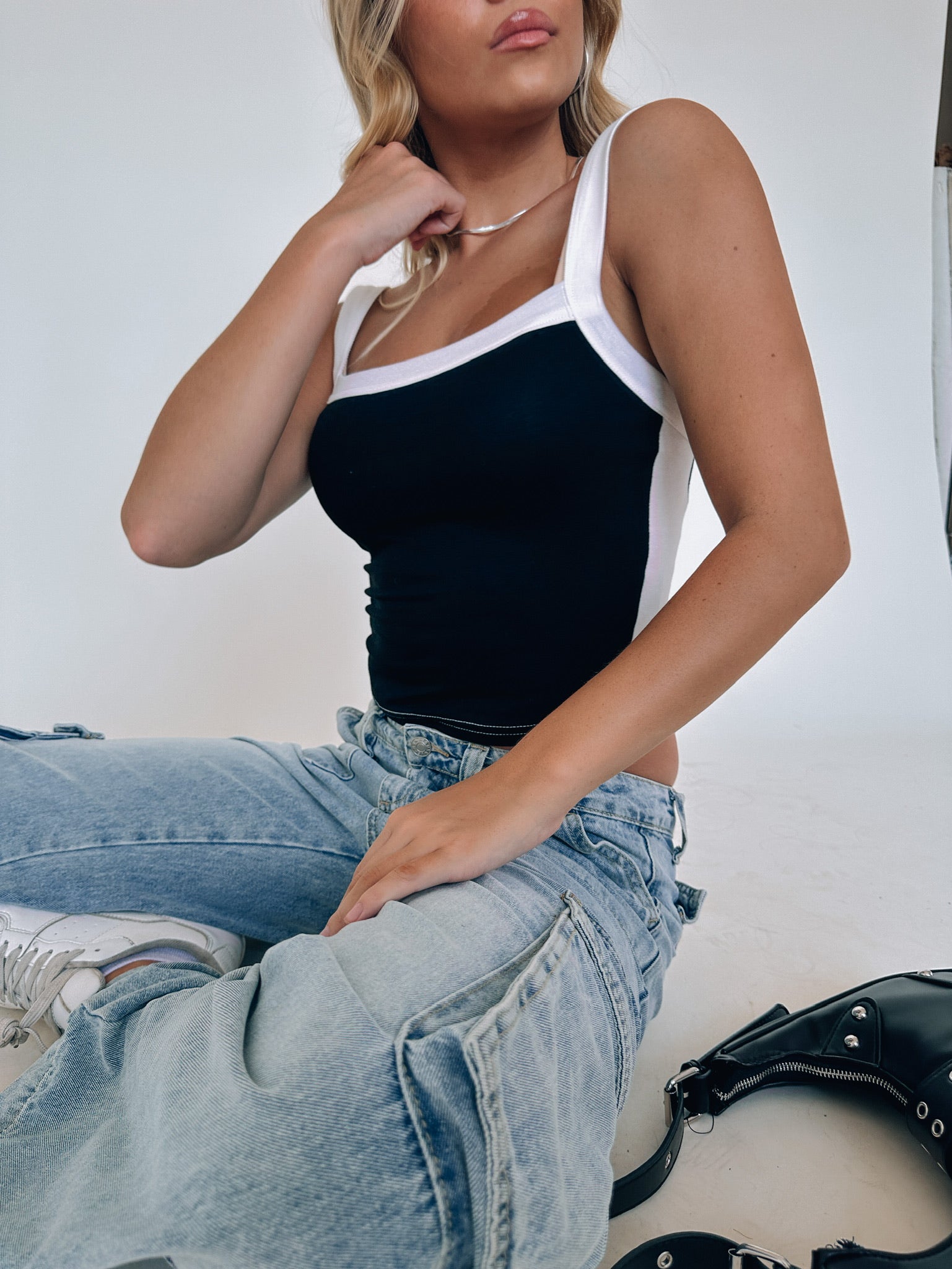 Reagan Contrast Tank