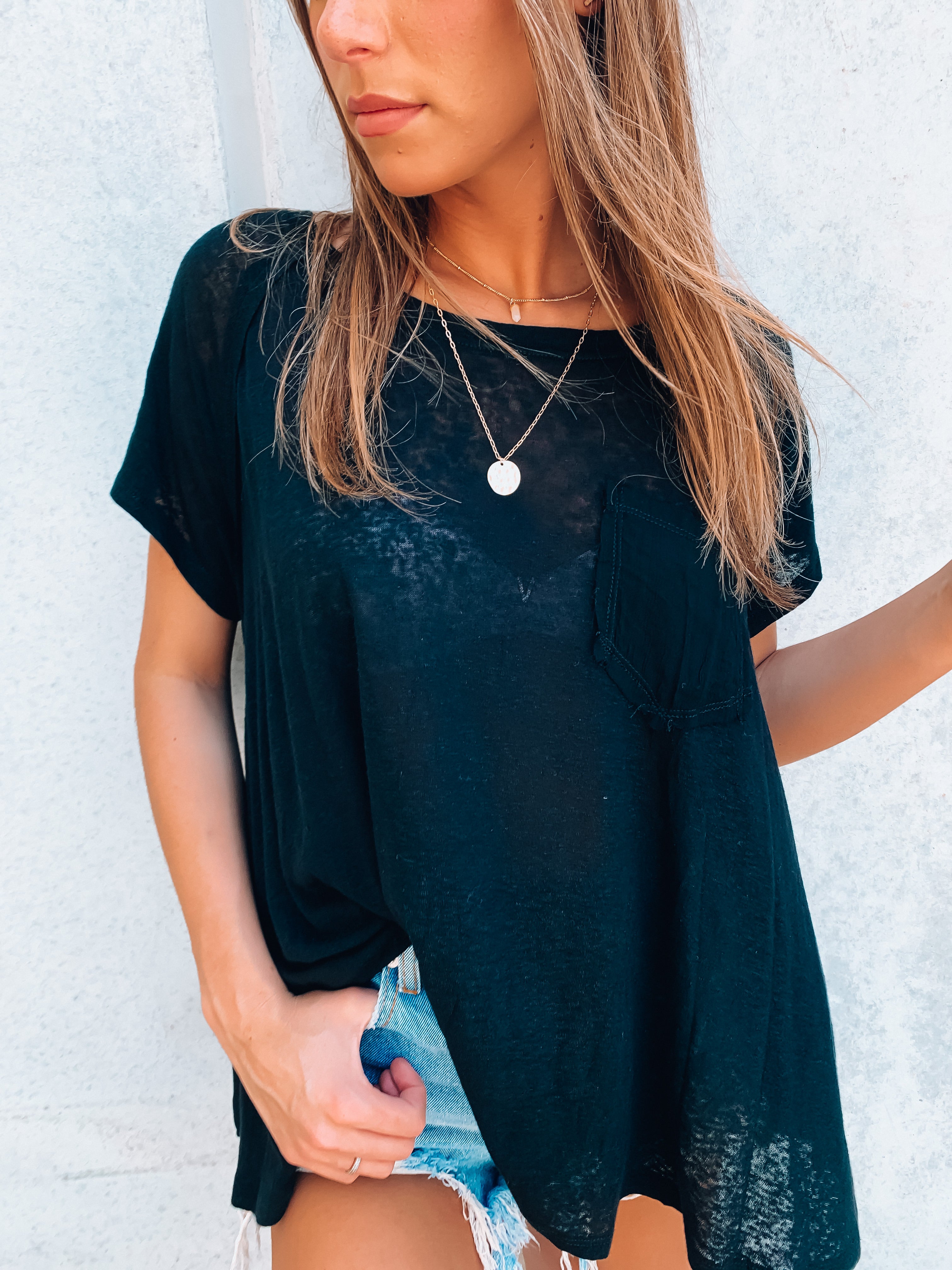SALE : Black Oversized Pocket Tee